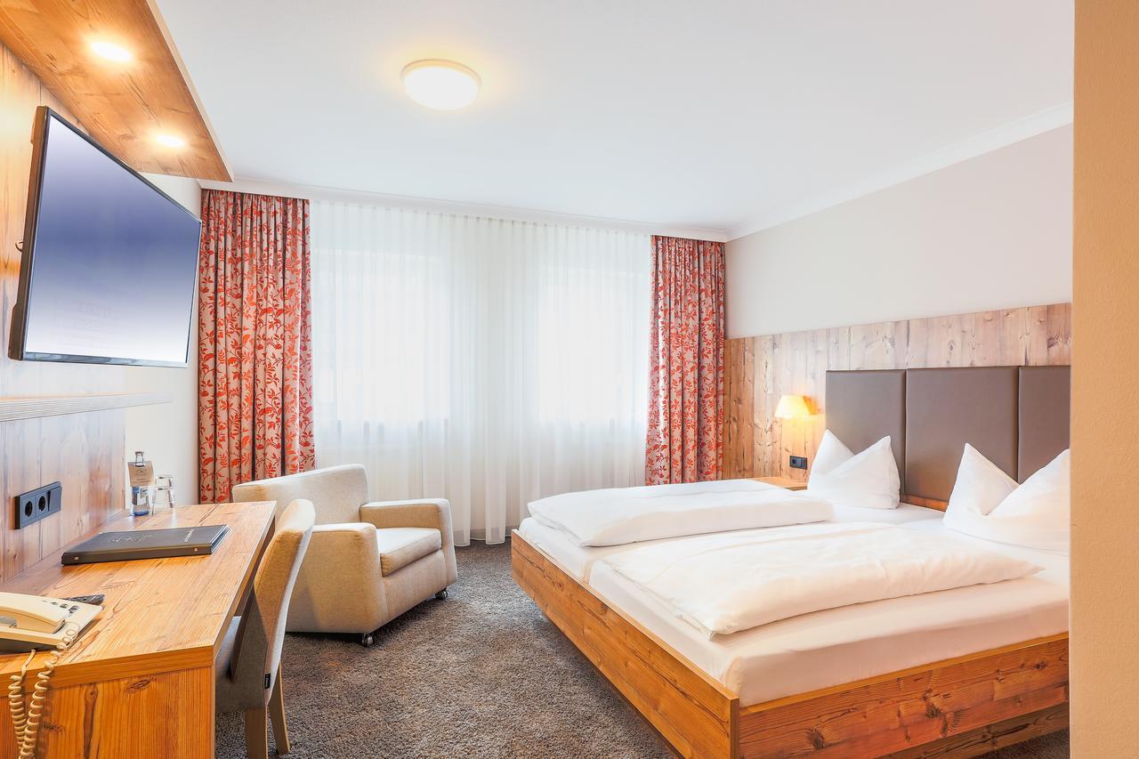 Hotel - Restaurant Erich Roediger Bad Staffelstein Kültér fotó