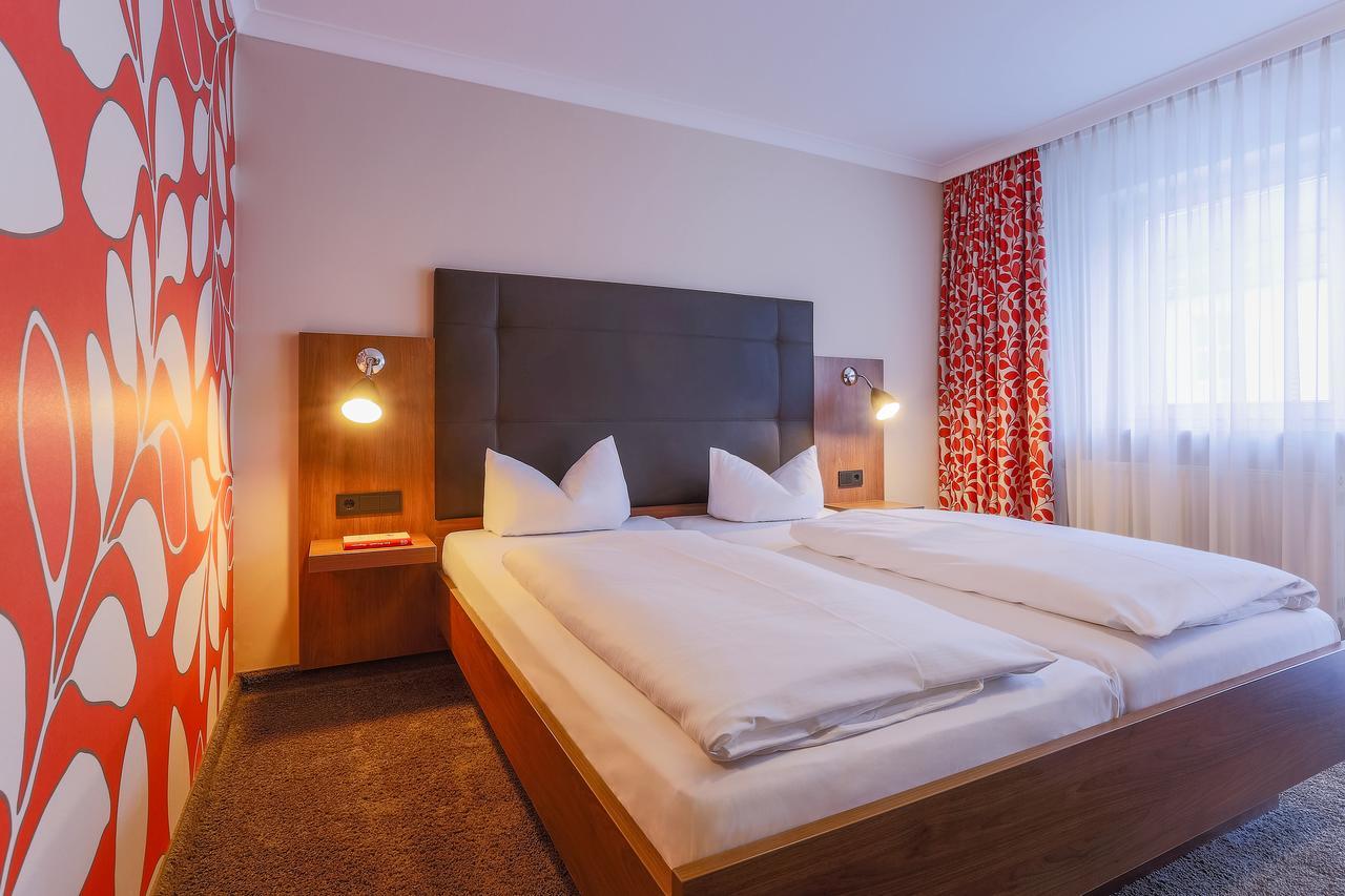 Hotel - Restaurant Erich Roediger Bad Staffelstein Kültér fotó